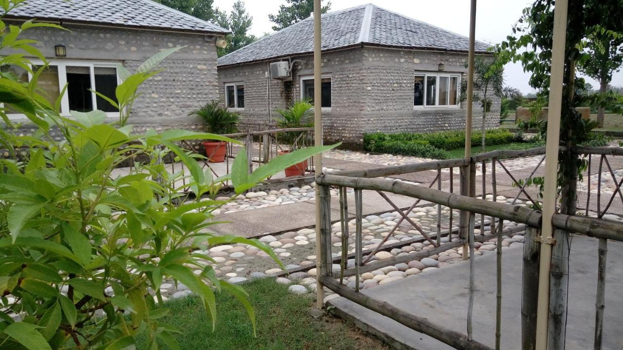 Anand At The Satluj Ξενοδοχείο Anandpur Sāhib Εξωτερικό φωτογραφία